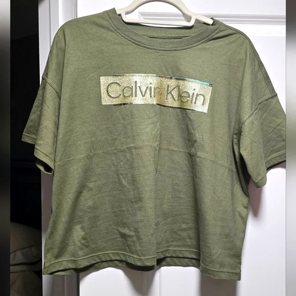 Cropped olive green Calvin Klein top - Picture 1 of 6
